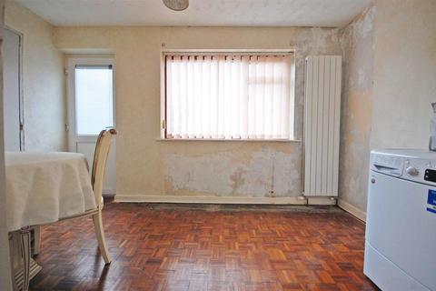 1 Maylands Drive, Braintree, CM77 7PY