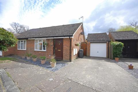 83 Derwent Way, Great Notley, Braintree, CM77 7UX
