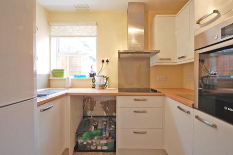 83 Derwent Way, Great Notley, Braintree, CM77 7UX