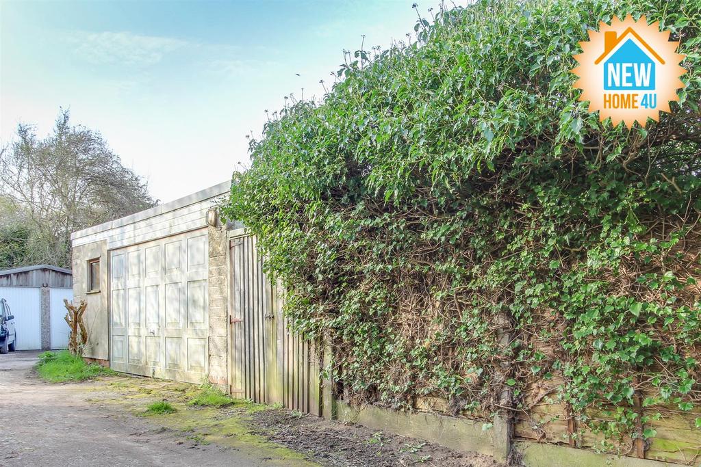 Garage:
