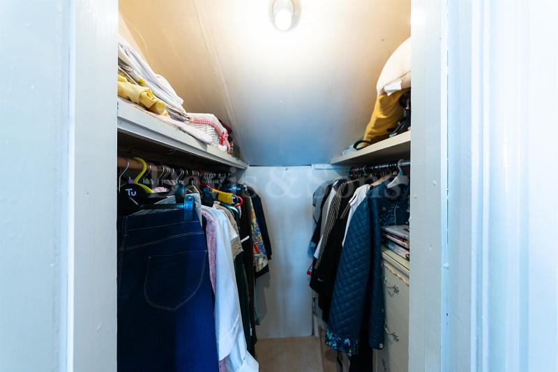 Walk in Wardrobe