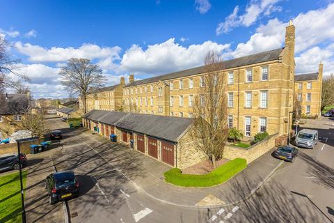 25 Brigade Place, Caterham, CR3 5ZU