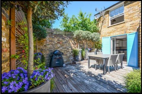 50a Hetherington Road, London, SW4 7PA