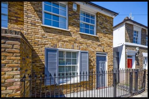 50a Hetherington Road, London, SW4 7PA