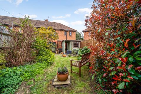 43 Craig Road, Richmond, TW10 7LS