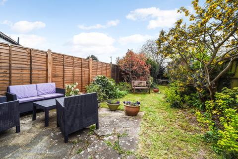 43 Craig Road, Richmond, TW10 7LS