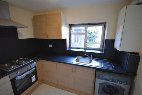 3 bedroom apartment to rent, 47A Forest Lane