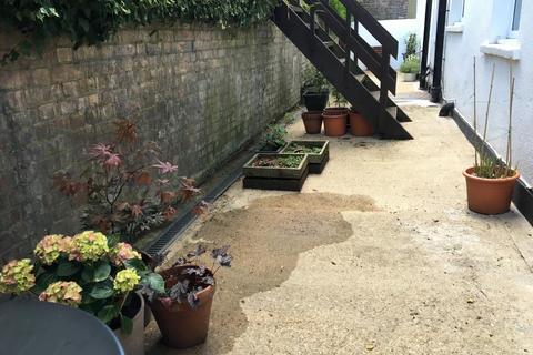 Flat 8, 36 - 38 Mildmay Park, London, N1 4PH