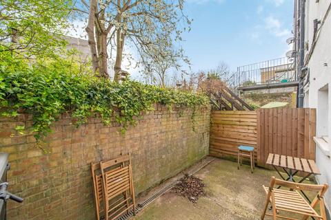 Flat 8, 36 - 38 Mildmay Park, London, N1 4PH