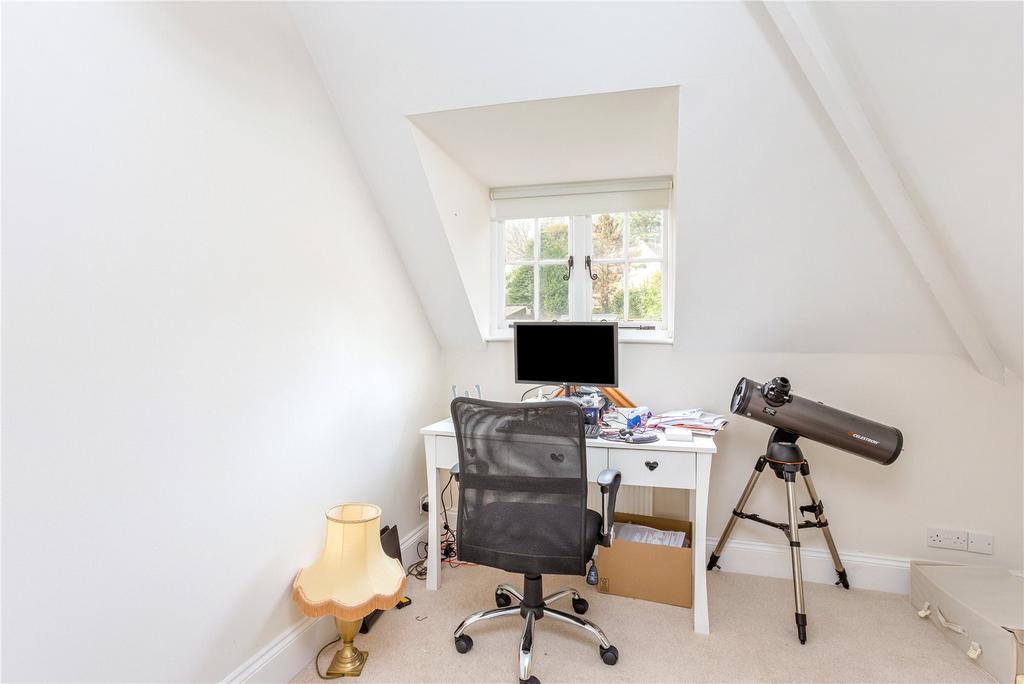 Bedroom/Study