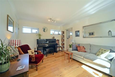 Flat 5, Graphic House Station Approach, Chipstead, Coulsdon, CR5 3TD