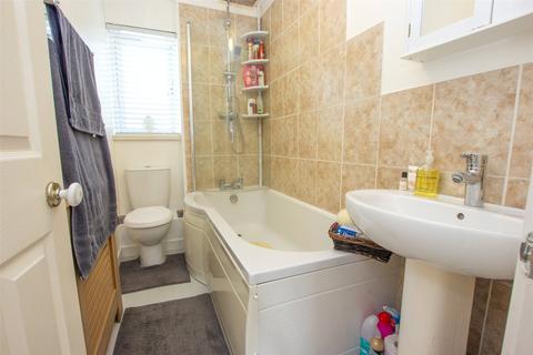19 Painswick Close, Witney, OX28 5FX