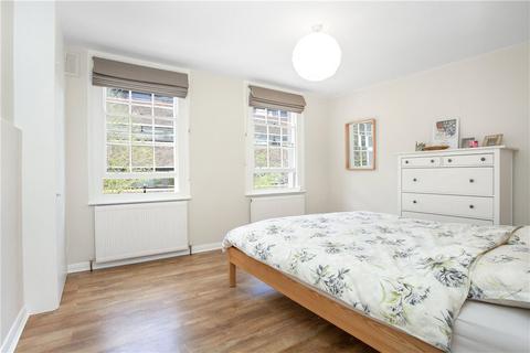 14c Ashby Street, London, EC1V 0ED