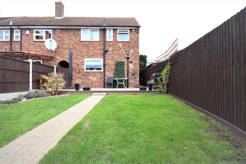 16 Appleby Drive, Romford, RM3 7SH