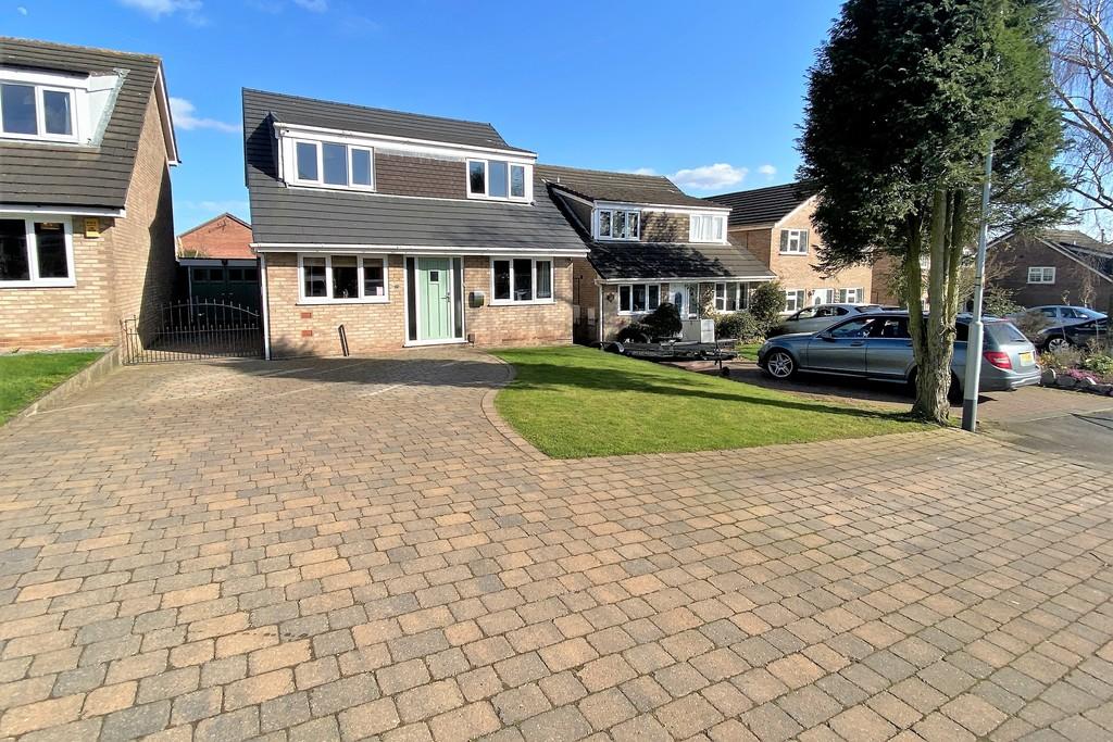 Clifton Drive, AshbydelaZouch 4 bed detached house £335,000