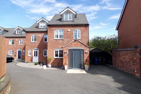 4 Livingstone Drive, Lichfield, WS14 9NY