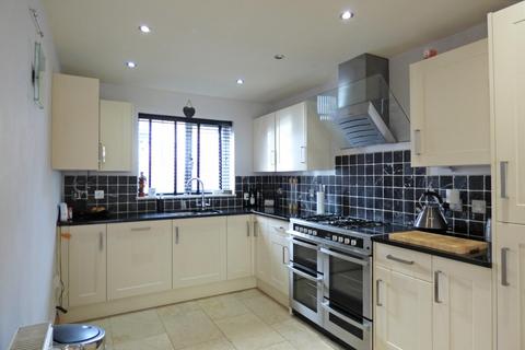 4 Livingstone Drive, Lichfield, WS14 9NY