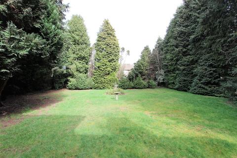 Firbank Holly Lane, Banstead, SM7 2AY