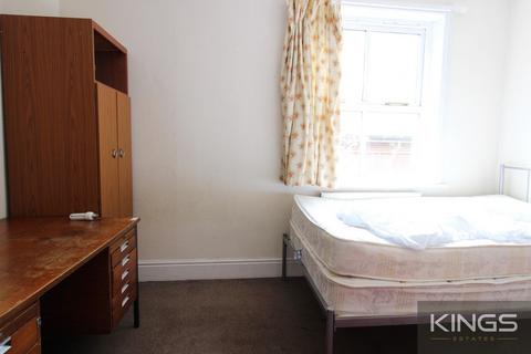 4 bedroom terraced house to rent, The Avenue, Southampton