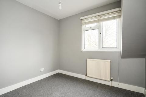 Flat 4, 22 Aldersbrook Road, London, E12 5HH