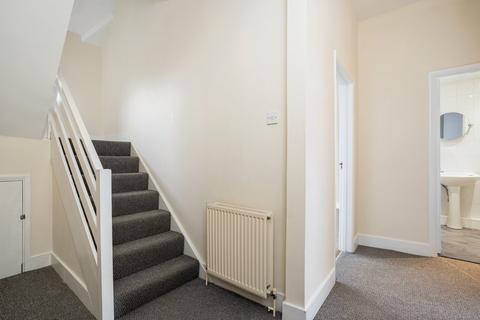 Flat 4, 22 Aldersbrook Road, London, E12 5HH
