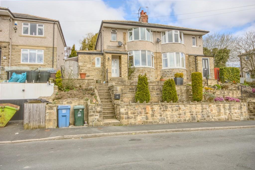 Regent Crescent, Skipton 3 bed semidetached house £285,000