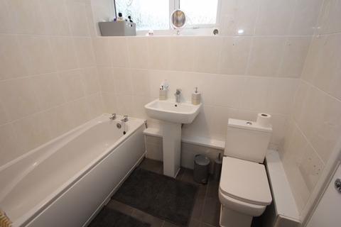 1 Crabtree Close, Redditch, B98 7JT