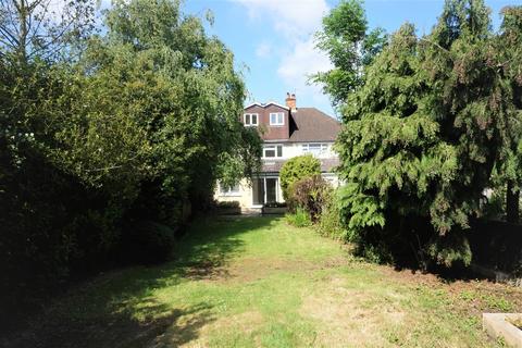129 Hayes Chase, West Wickham, BR4 0HY