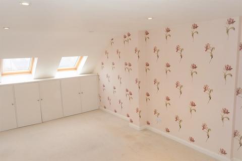 129 Hayes Chase, West Wickham, BR4 0HY