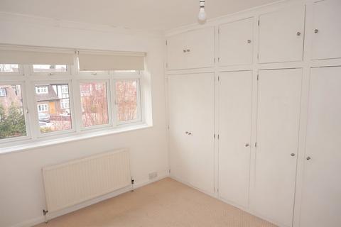 129 Hayes Chase, West Wickham, BR4 0HY