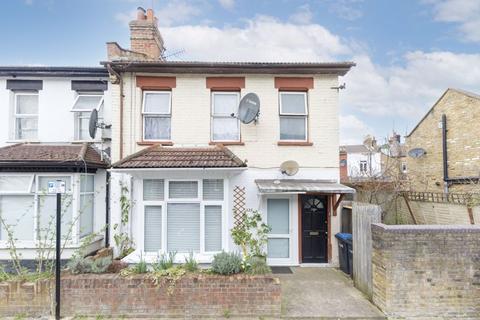 125 Marlborough Road, London, N22 8NL