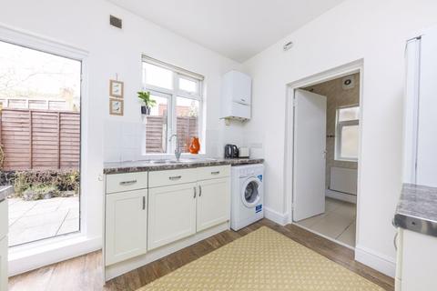 125 Marlborough Road, London, N22 8NL