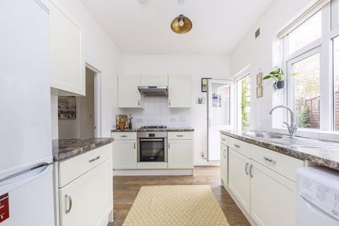 125 Marlborough Road, London, N22 8NL