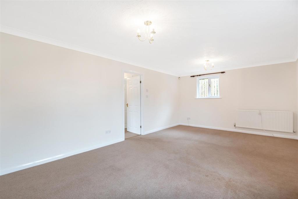 Living/dining room