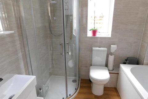 6 Berkeley Crescent, Stourport-on-severn, DY13 0HJ