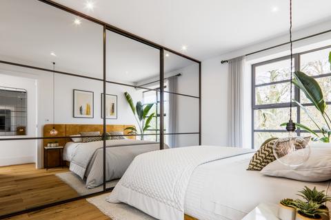 Flat 1, Swanne House Gloucester Circus, London, SE10 8RU