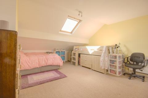 27 Green End Avenue, Earby, Barnoldswick, BB18 6NT