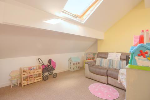27 Green End Avenue, Earby, Barnoldswick, BB18 6NT