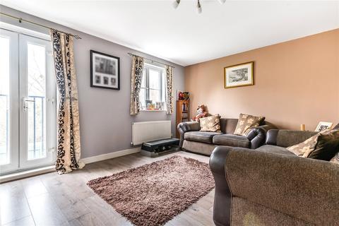 59 Britten Road, Swindon, SN25 2HQ