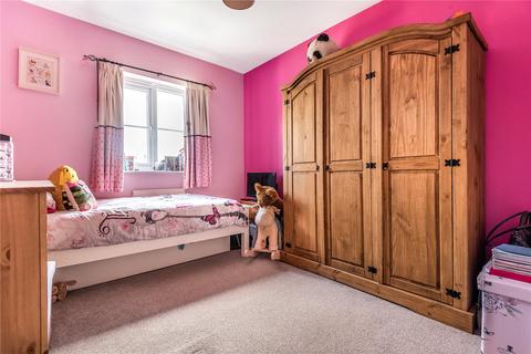 59 Britten Road, Swindon, SN25 2HQ