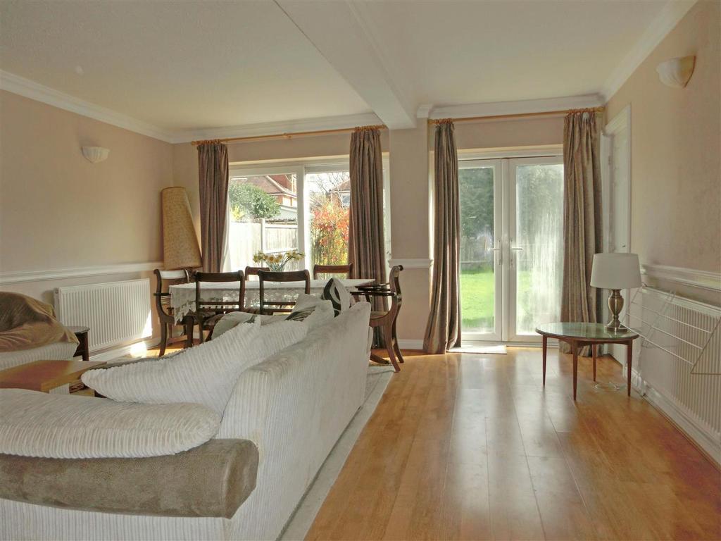 Malcolm Road, Shirley, Solihull 4 bed semidetached house £375,000