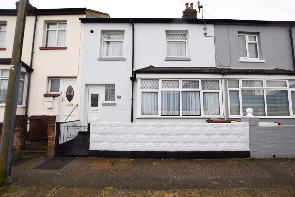 Gordon Road, Gillingham 3 bed terraced house £240,000