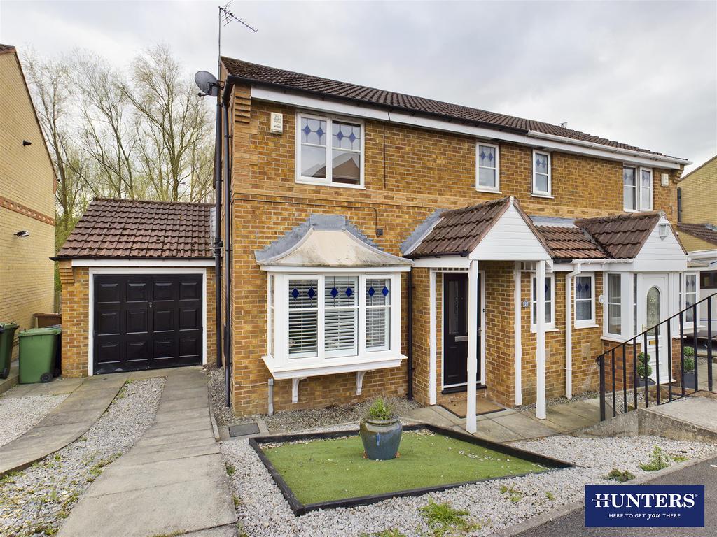 Calthwaite Close, Hylton Castle... 3 bed semidetached house £135,000