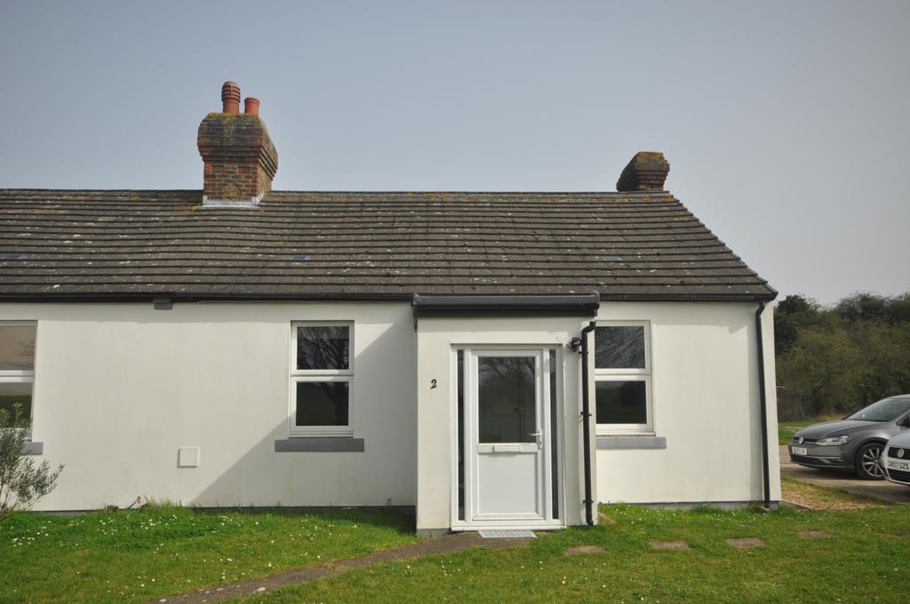 London Road Farningham DA4 2 bed cottage £1,000 pcm (£231 pw)