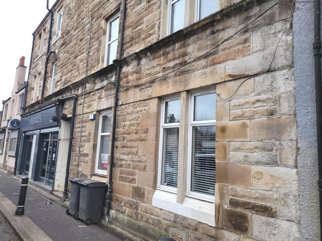 Eastside, Kirkintilloch 1 bed flat £525 pcm (£121 pw)