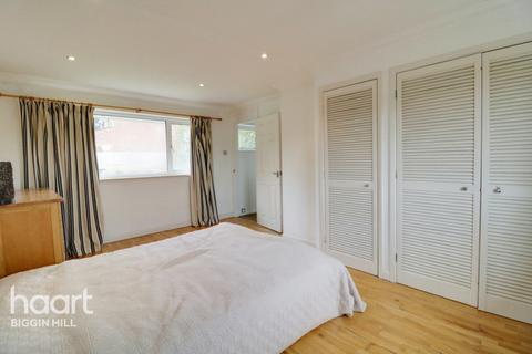 20 Treebourne Road, Biggin Hill, Westerham, TN16 3QW