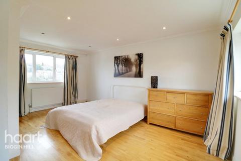 20 Treebourne Road, Biggin Hill, Westerham, TN16 3QW