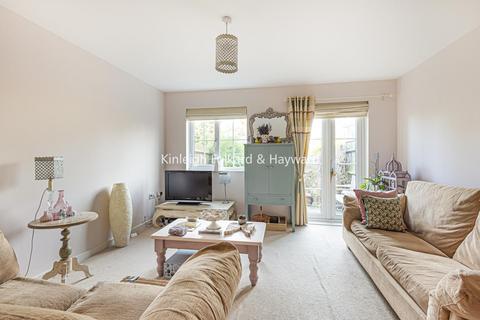 10 Cheyne Park Drive, West Wickham, BR4 9LQ