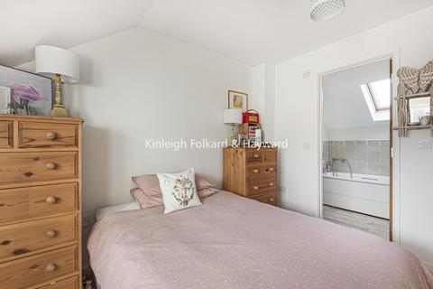 10 Cheyne Park Drive, West Wickham, BR4 9LQ