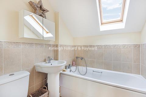 10 Cheyne Park Drive, West Wickham, BR4 9LQ